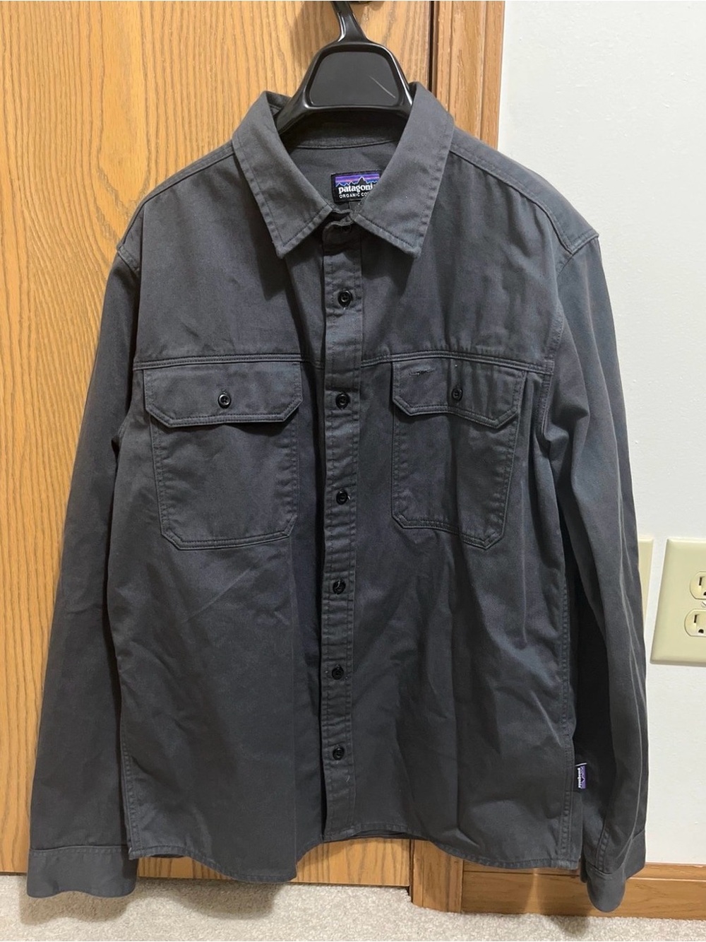 Patagonia Men's Charcoal Button-Front Shirt Jacket